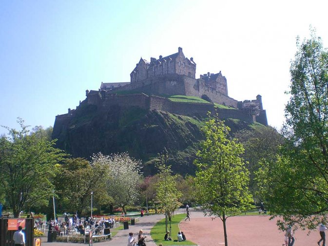 Edinburgh Castle TOURIST