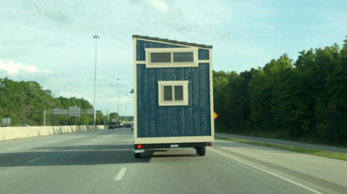 Tiny house on the move