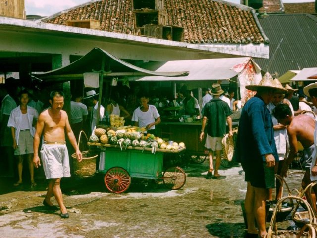 Ellenborough Market